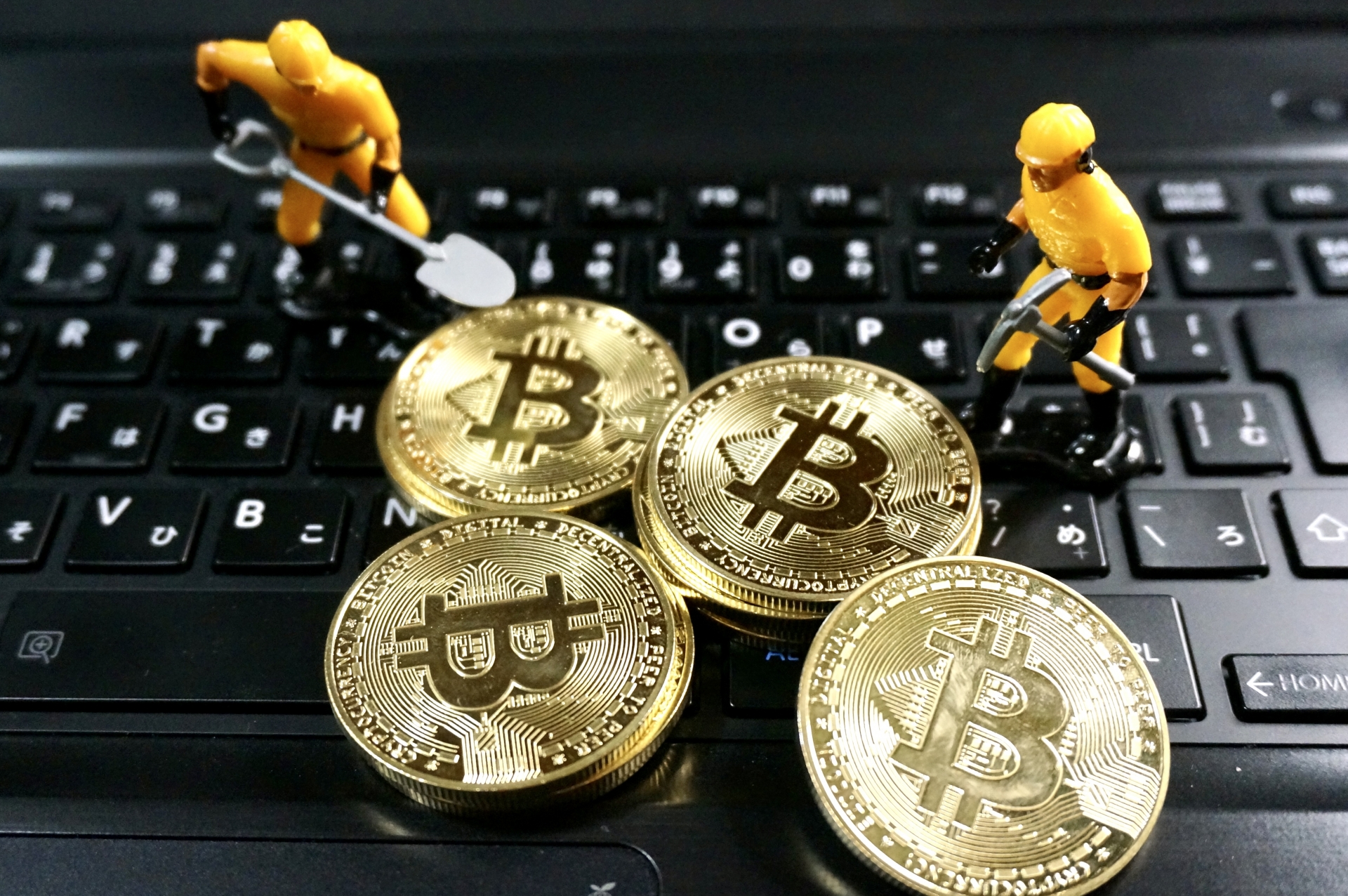 知らないうちに業務が止まる? 新たなサイバー攻撃 ~マイニングマルウェアの脅威~